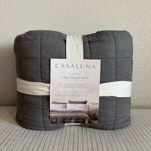 NWT King Heavyweight Linen Blend Quilt Dark Gray - Casaluna